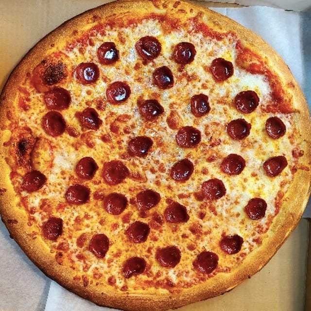 Artistic Pizza's OG Pepperoni Pie.