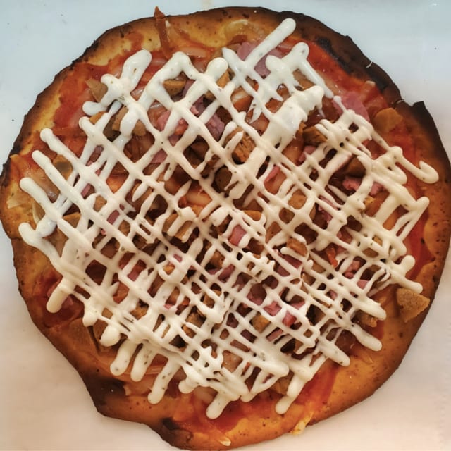 ZeroGluten Vegan Chicken Bacon Ranch Pizza.